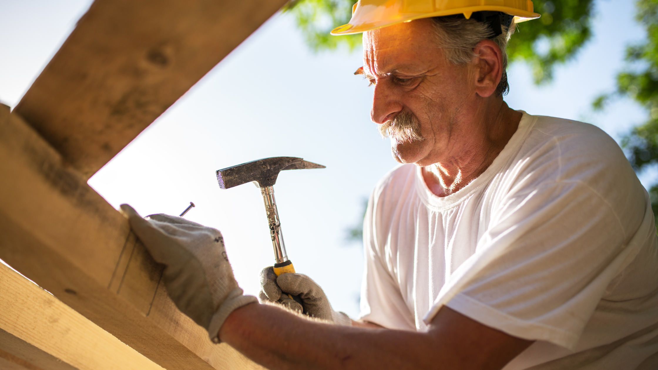 5 Advantages of Hiring a Veteran Roofing Contractor